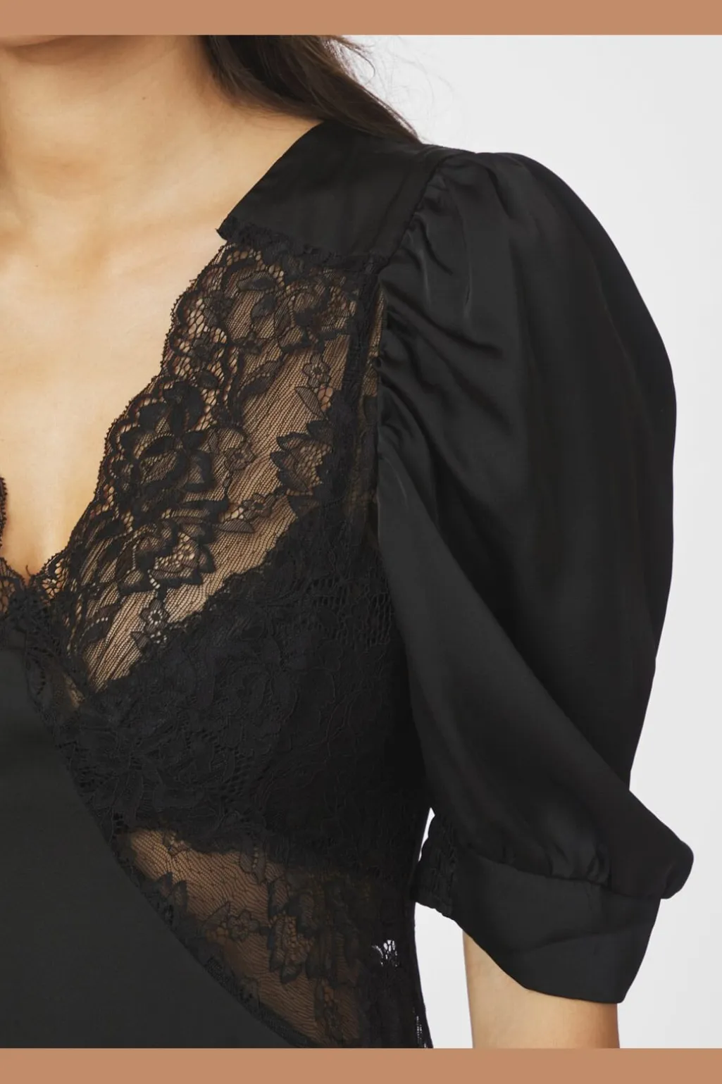 Alfia Lace Dress 167052