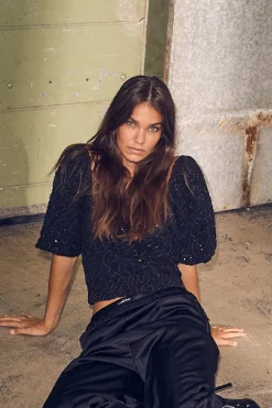 Dazzy Crease Sequin Top HL10379