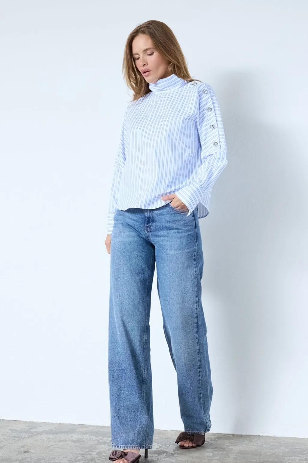 Devincc Asymcc Button Blouse 45019