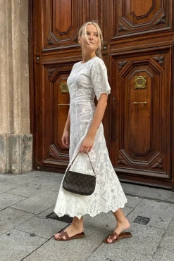 Ellinoric Lace Long Dress