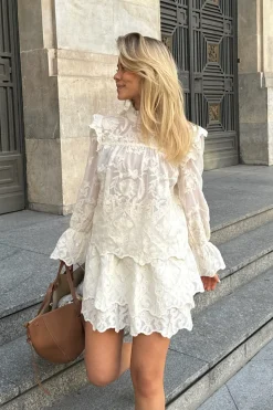 Ellinoric Lace Mini Skirt