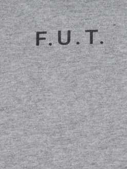 Essential T-Shirt 610560