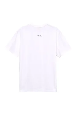 Essential T-Shirt 610560