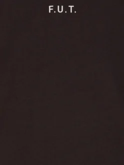 Essential T-Shirt 610560