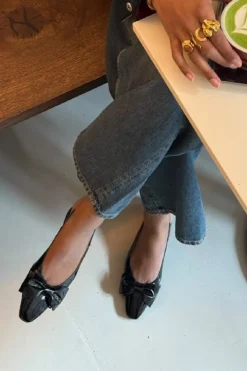 Expect P Leather Patent PB-2904