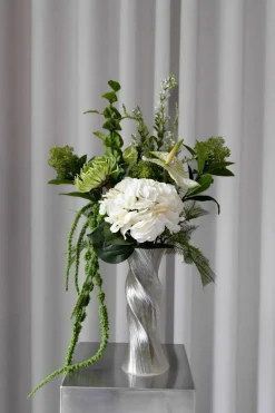 Forest Dawn Bouquet 02-318