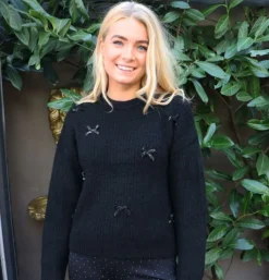 Fro Bow Pullover 22104