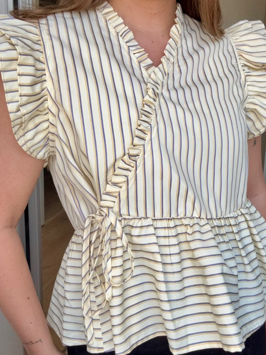 Katarina And Josefine 158044B