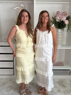 Laura And Charlott 152219B