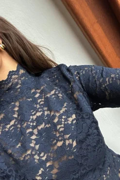 Liza Laceflower Blouse