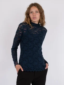 Liza Laceflower Blouse