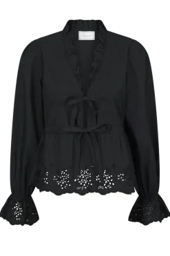 Matsi Embroidery Blouse