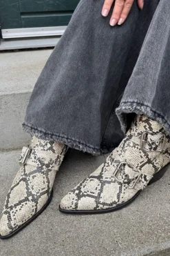 Move For More Sn CS8623