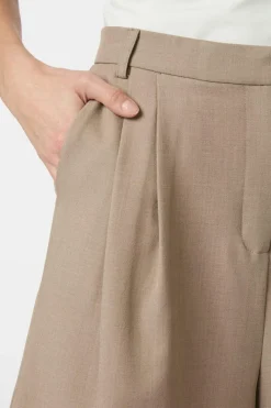 Nika Structure Bermuda Shorts 165353