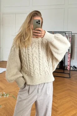 Noraic Sweater