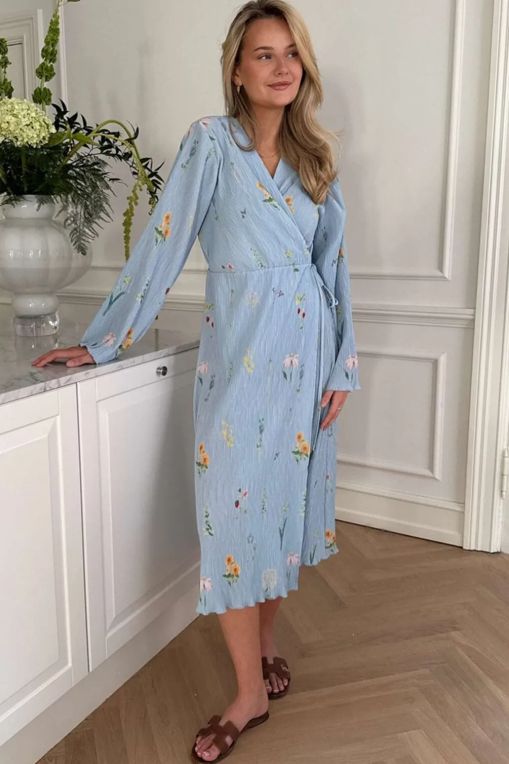 Ofeliaic Long Wrap Dress A23640