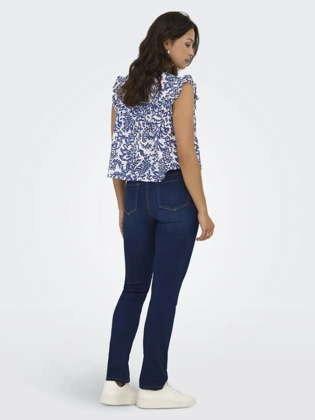 Onlamanda Chanee Cap Emb Top