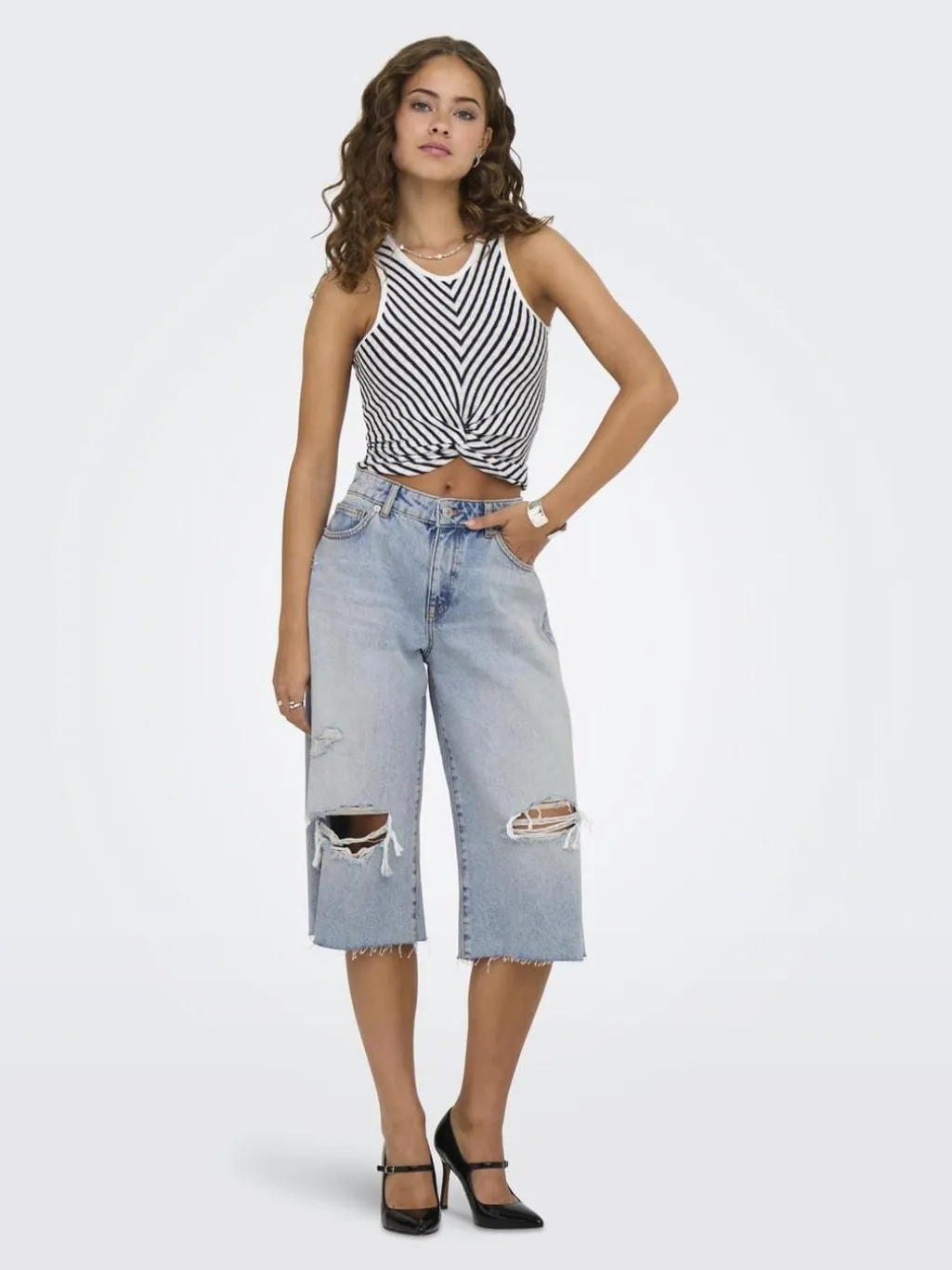 Onlcobain Reg Dest W Long Shorts Tai