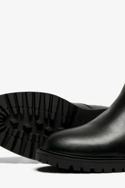 Onltina-13 Studded Chelsea Boot