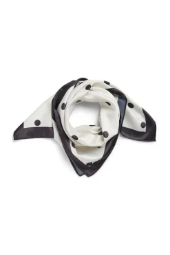 Pcdonnie Square Scarf