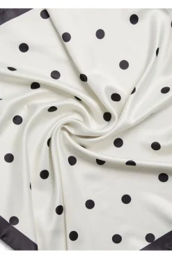 Pcdonnie Square Scarf