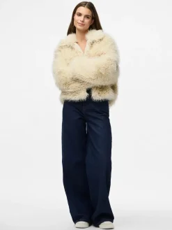 Pcjilla Short Fluffy Jacket