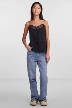 Pctiffany Strap Lace Top Bc