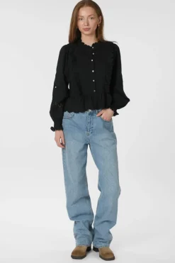 Petrine Embroidery Blouse 161136