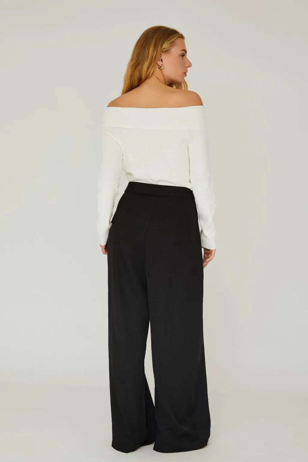 Rib Offshoulder Blouse