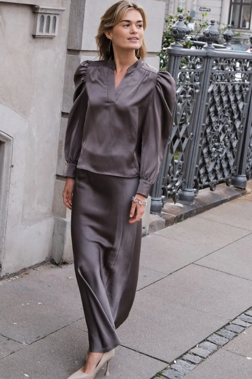 Rosslyn Heavy Sateen Blouse