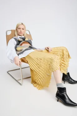 Rustali 254120725422