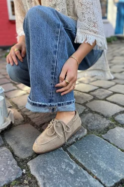 Savannah Suede CS8631