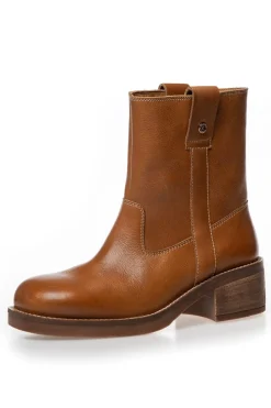 Say More Brown/ CS8646