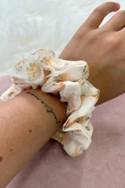 Scarlett Scrunchie
