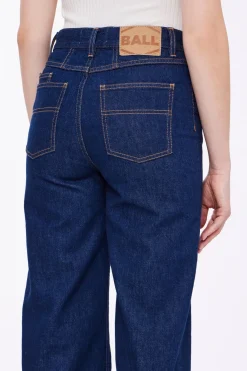 Serena Jeans