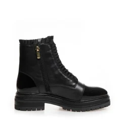 The Pretty Collection