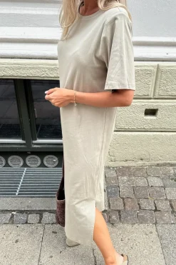 Theaic Tshirt Dress A23942