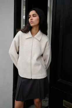 Titan Soft Boucle Jacket 162865