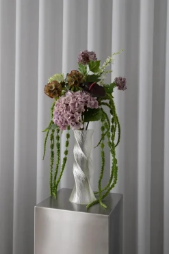 Velvet Glow Bouquet 02-298