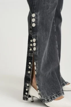 Zuvagz Straight Jeans